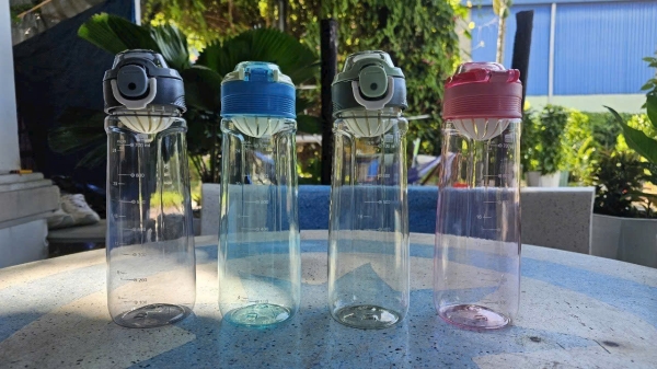 Quà tặng doanh nghiệp bình nước nhựa 700ml in logo
